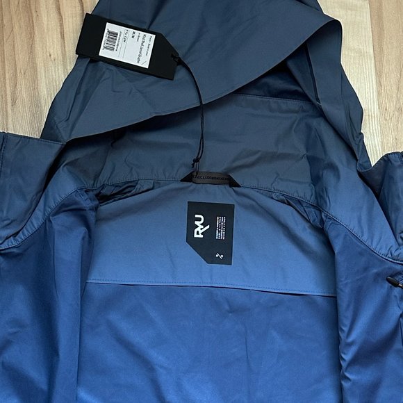 Men's Wind Shell Jacket - Picture 11 of 16